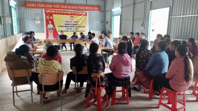 Chi đoàn thanh niên Sở Tư pháp tỉnh Điện Biên tổ chức tuyên truyền pháp luật lưu động về phòng,...